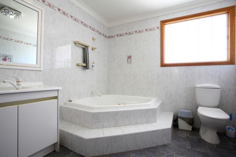 Top Bathtub Installation Companies in Del Mar, CA
